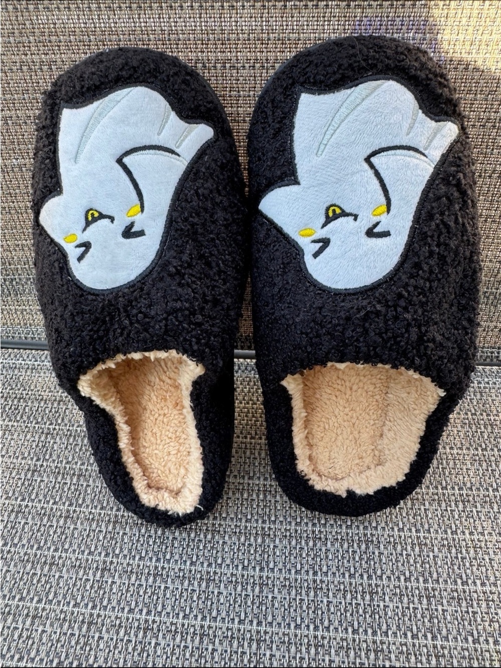 Ladies Halloween Plush Slippers